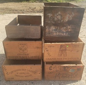 LOT OF WOOD BOXES