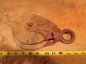 63.WOOD BLOCK