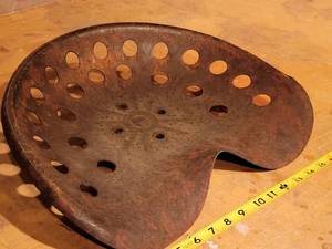 64.VINTAGE TRACTOR SEAT