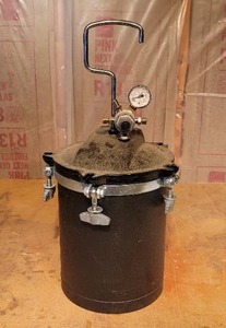 66.NEW PRESSURE POT