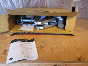 EVOLVE E-3-FMS-V4-SLV TRIPLE MONITOR ARM