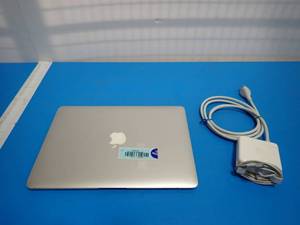 Apple&nbspMacBook Air 7.2 A1466&nbspINTEL(R) CORE(TM) I5-5250U CPU  1.60GHZ  8GB DDR3 RAM  121GB APPLE SSD &nbspScreensize13.3&nbspResolution1440 x 900 (Includes power cable)(Includes IOS)