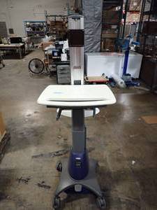 Ergotron&nbspMedical Cart w power supply in bottom