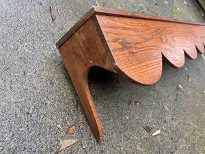 lot 63 image: Hand Made Wall Mount Scalloped Edge Shelf