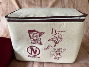 lot 87 image: Vintage North Stars, Twins, Vikings and Gophers Cooler w U Of M Pillow