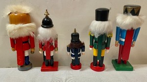 lot 13 image: 5 Fabulous Nutcrackers