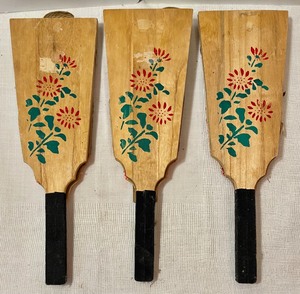 lot 40 image: 3 Decorative Japanese Paddles