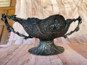 lot 220 image: Vintage Silver Plated Lot