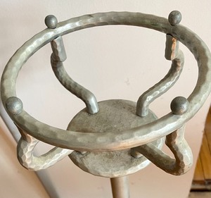 lot 111 image: Ashtray Stand