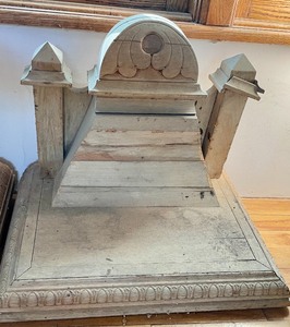 lot 167 image: Vintage Architectural Pieces