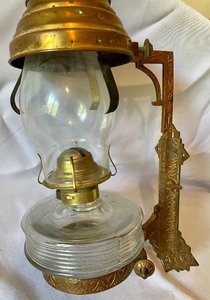 lot 159 image: Vintage Wall Oil Lamp