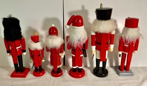 lot 171 image: 6 Nifty Nutcrackers