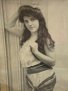 lot 194 image: Vintage Framed Photograph