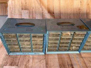 lot 257 image: 4 Hardware Organizers