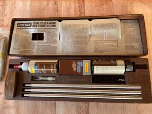 lot 269 image: Outers Gun Cleaning Kit