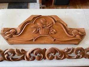 lot 276 image: 3 Ornate Vintage Wood Architecture Pieces