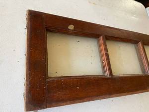 lot 298 image: Vintage Oak 7 Panel Window