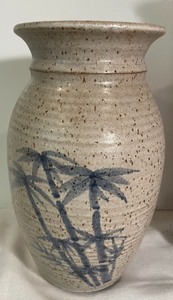 lot 340 image: 2 Signed Pottery Vessels