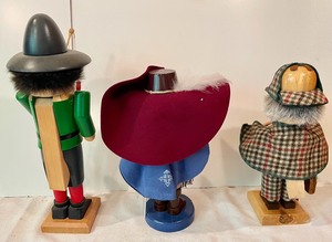 lot 361 image: 3 Steinbach Nutcrackers