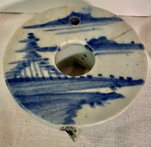 lot 354 image: 2 Japanese Water Droppers