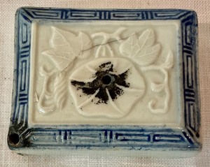 lot 371 image: Japanese Water Dropper