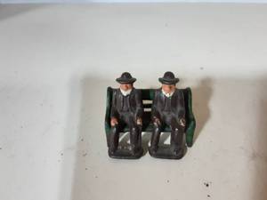 lot 28 image: 3-Piece Cast Iron Bench & 2-Seated Men
