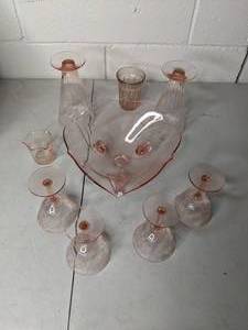lot 139 image: Beautiful GlasswareLarge Bowl Matching Set