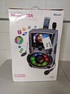 lot 179 image: Karaoke USA GF758 Karaoke Machine with LED Sync and 7 TFT Screen