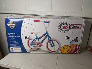 lot 111 image: Huffy 16 So Sweet Kids Bike