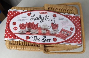 lot 83 image: Schylling Ladybug Teaset Basket
