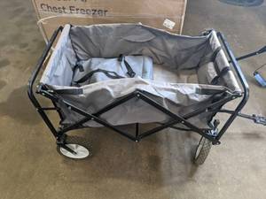 lot 390 image: Sturdy Grey Collapsable Utility Wagon with Cupholders and Adjustable Handle