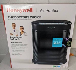 lot 538 image: Honeywell 4-Speed (Covers 465 Sq.-ft) True HEPA Black Air Purifier
