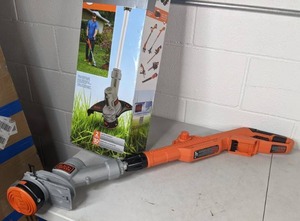 lot 542 image: BLACKDECKER 20-Volt Cordless String TrimmerEdger 2.0 AH