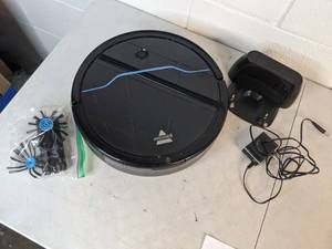 lot 380 image: Go Hands-Off with the Bissell Robotic Vacuum Cleaner