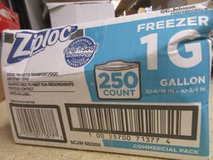 lot 52 image: Ziploc Gallon Freezer Bags