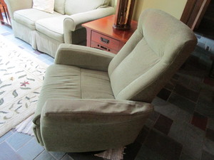 IMG Swivel Rocker Recliner