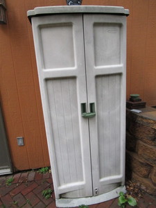 Suncast Locker