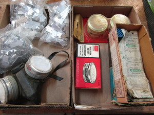 Respirator, Clips