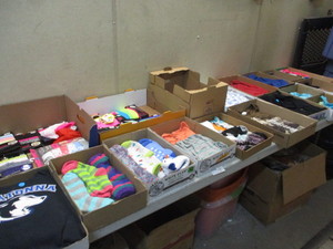 lot 29 image: Teenage Girls Clothes