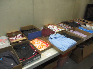 lot 30 image: Teenage Girls Clothes