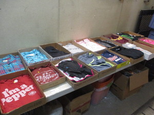 lot 32 image: Teenage Girls Clothes