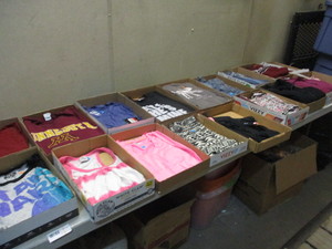lot 37 image: Teenage Girls Clothes