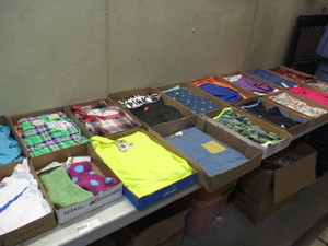 lot 42 image: Teenage Girls Clothes