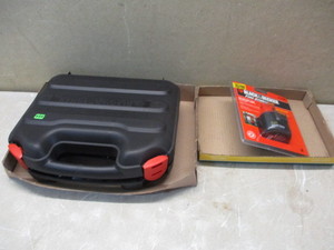 lot 54 image: New Black & Decker Cordless Drill and Battery