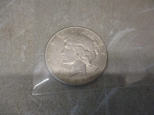 lot 108 image: 1922 Peace Dollar