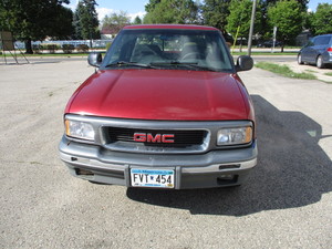 lot 1 image: 1994 GMC Sonoma SLE Truck