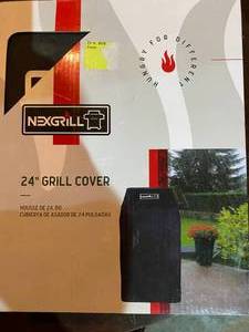 lot 7 image: 24 grill cover brand new...