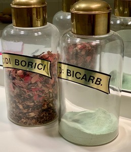lot 37 image: Two Vintage Italian Decorative Jars Acidi Borici & Sod Bircab