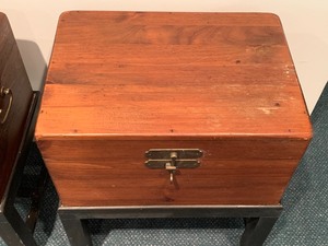 lot 98 image: Pair of Storage Chest Accent  End Tables