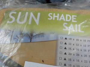 lot 259 image: 2 Sun Shade Sail 8 x 12...